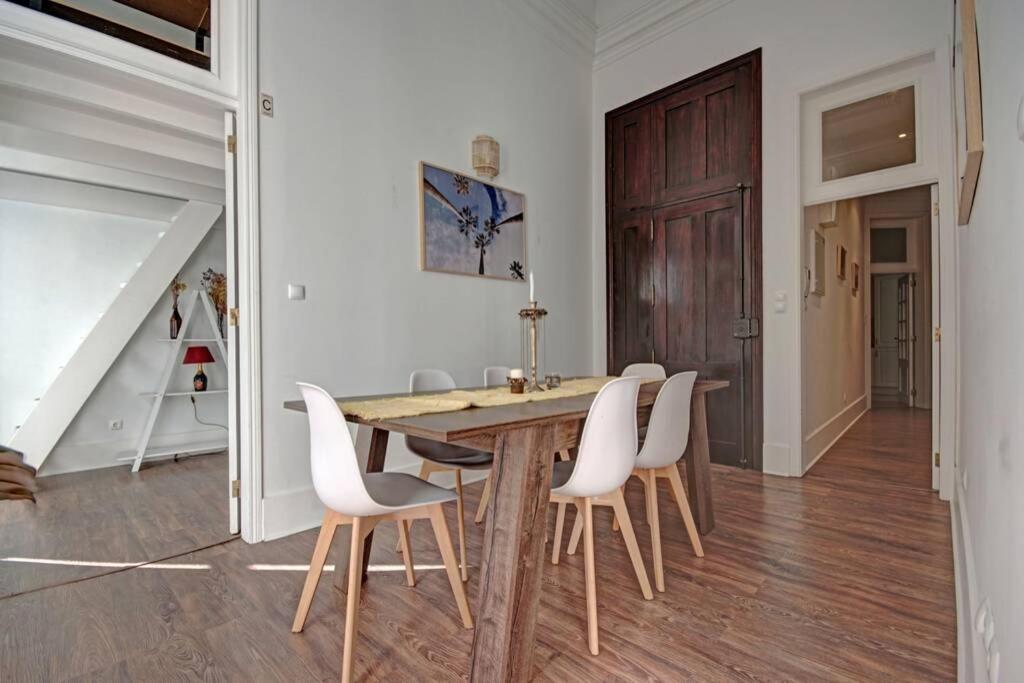 Unique Sao Bento Apartment Ideal For A Group Lisboa Exterior foto
