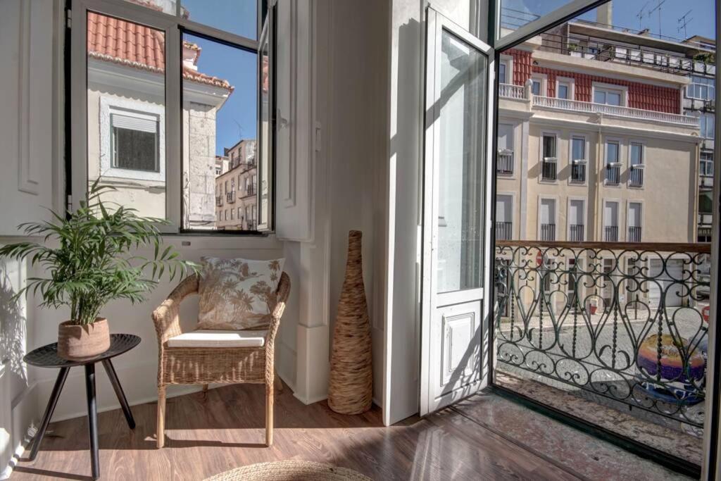 Unique Sao Bento Apartment Ideal For A Group Lisboa Exterior foto