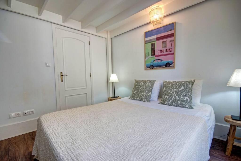 Unique Sao Bento Apartment Ideal For A Group Lisboa Exterior foto